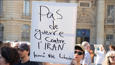 Tubim në Paris për t’i thënë “Jo luftës” midis Izraelit dhe Iranit