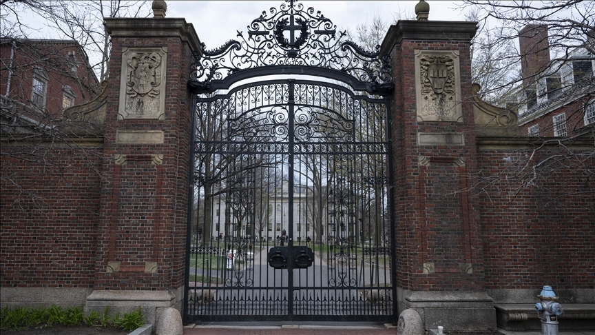 Trump, Harvard Üniversitesi yönetimiyle gelecek hafta anlaşmaya varılabileceğini duyurdu