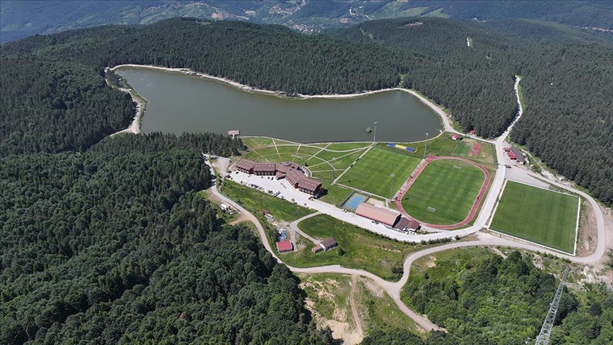 Bolu ve Düzce'deki kamp merkezleri, futbol takımlarını ağırlamaya hazır