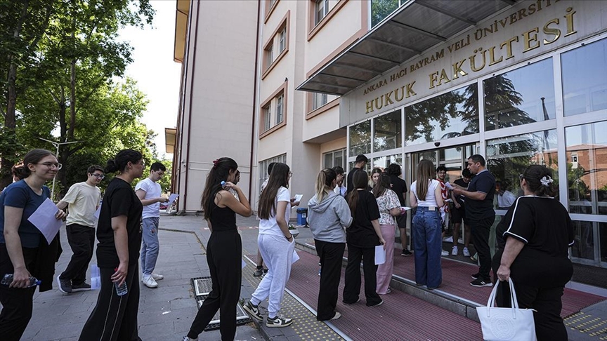 YKS'nin ilk oturumu TYT başladı