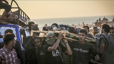 بينهم 3 أطفال.. إسرائيل تقتل 11 من طالبي المساعدات في غزة