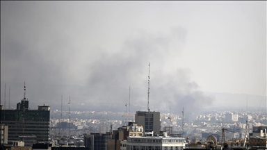 Iran : les défenses anti-aériennes activées dans le centre du pays face à des attaques israéliennes 