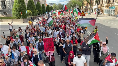 İsveç ve İngiltere'de İsrail'in Gazze'ye yönelik saldırıları protesto edildi