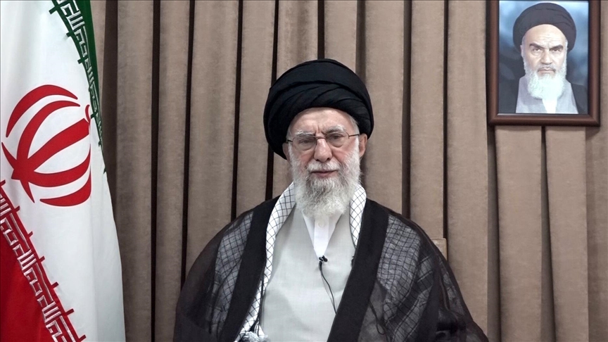 La télévision d’État iranienne annonce que « tout citoyen ou militaire américain dans la région est désormais une cible»