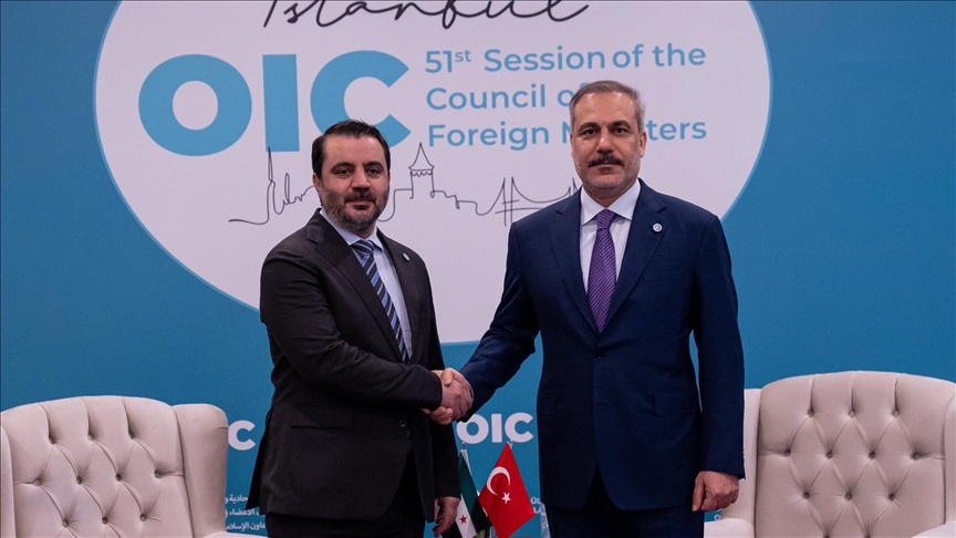 هاکان فیدان پێشوازی لە وەزیری دەرەوەی سووریا، ئەسعەد شەیبانی کرد