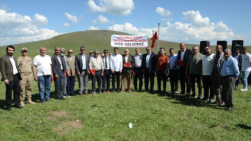 Kars'ta 3 bin rakımda "öğ Köyü Yayla Festivali" düzenlendi