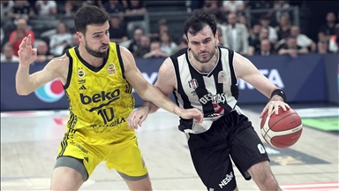 Basketbol Süper Ligi play-off final serisi dördüncü maç谋 yar谋n yap谋lacak