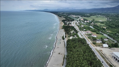 Karadeniz'in en uzun sahil şeridine sahip kenti Samsun'da mavi bayraklı plajlar 16'ya yükseldi