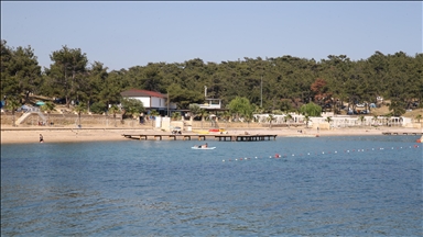 Mavi ve yeşilin buluştuğu Saros Körfezi sahillerine Avrupalı turist ilgisi