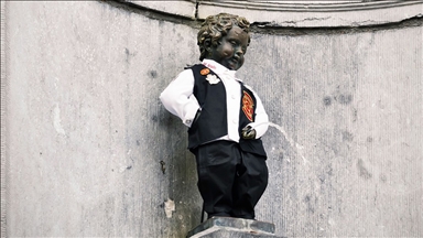Galatasaray'ın 5 yıldızlı forması Brüksel'in 406 yıllık simgesi Manneken Pis'e giydirilecek
