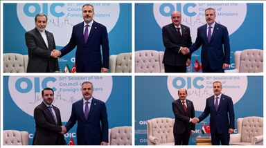 Dışişleri Bakanı Fidan, İran, Tunus, Suriye ve Yemenli mevkidaşları ile bir araya geldi
