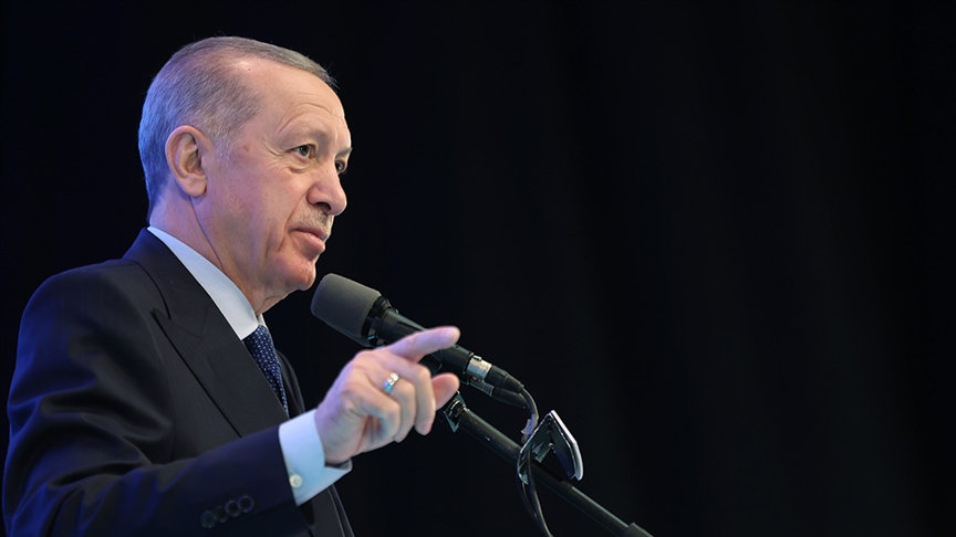 Cumhurbaşkanı Erdoğan: İran'a yönelik saldırıların daha büyük bir felakete dönüşmemesi için yoğun çaba harcıyoruz
