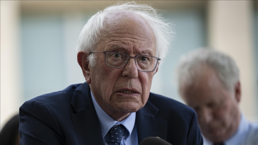 ABD'li Senatör Sanders, Irak'ın işgalini hatırlatarak İ'da "tarihin tekrarlanmaması" çağrısı yaptı