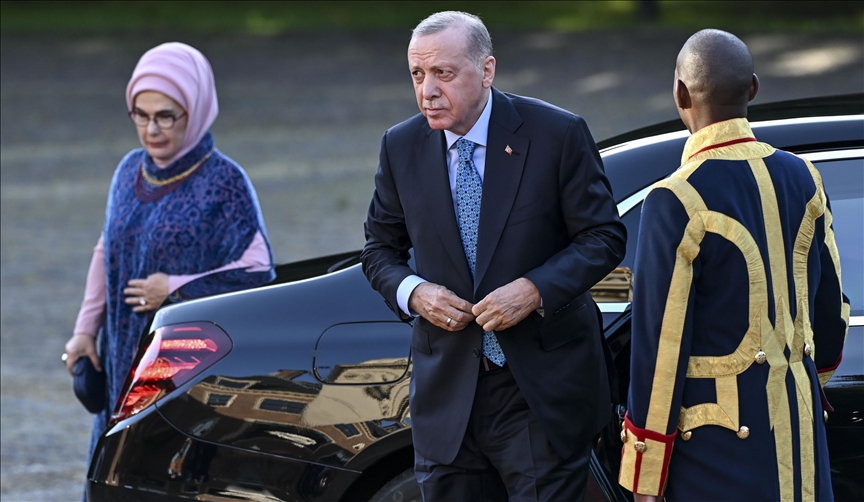 Erdogan stigao na NATO samit: Očekuje se sastanak s Trumpom