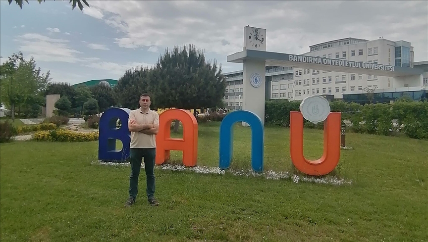 Dr. Öğr. Üyesi Uğur Öztürk, Osmanlı'daki himaye kültürünü anlattı