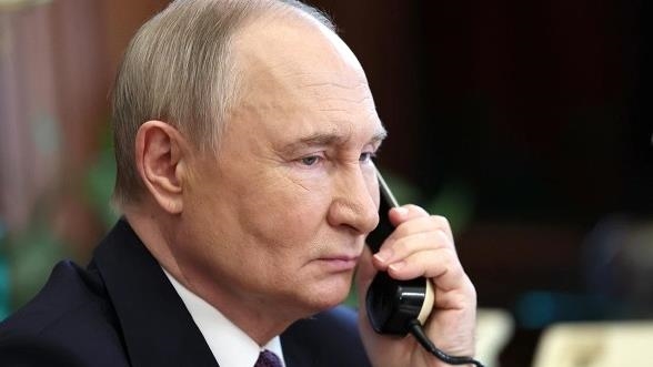 Президент РФ и король Бахрейна обсудили ситуацию на Ближнем Востоке