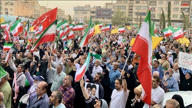 Iranianët festojnë në Teheran "fitoren kundër SHBA-së dhe Izraelit"