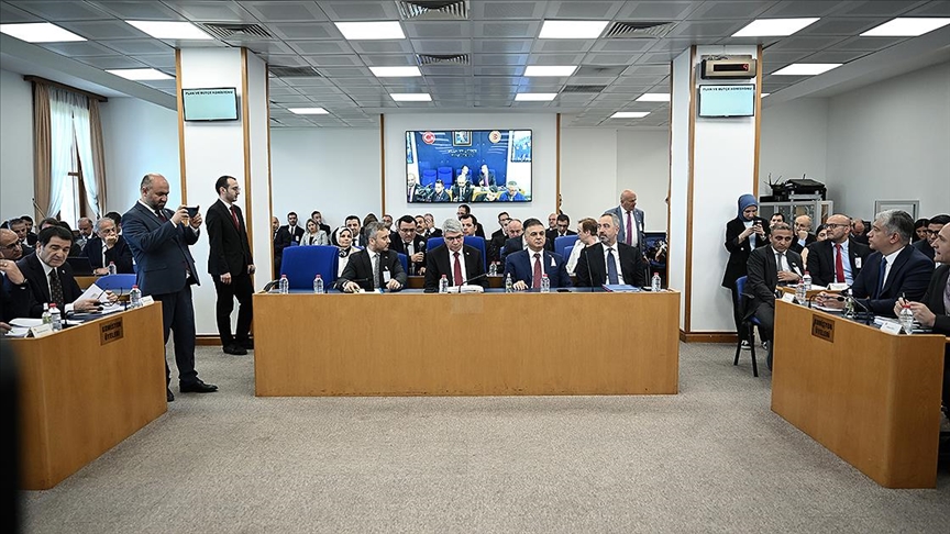 Ekonomiye ilişkin düzenlemeler içeren kanun teklifi TBMM Plan ve Bütçe Komisyonunda kabul edildi