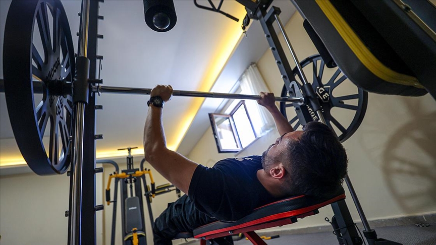 18 yıllık alkol, ܲşٳܰܳ ve sigara bağımlılığından 7 aylık rehabilitasyonla kurtuldu
