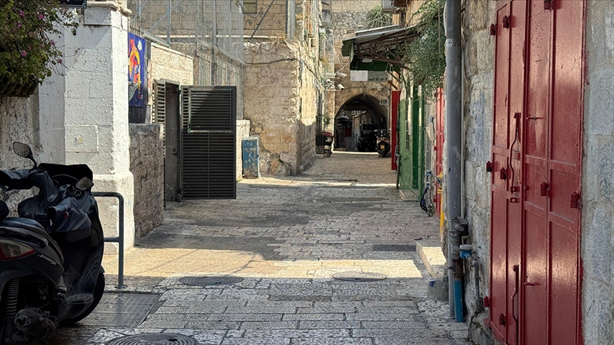 İran'a saldırılar sırasında İsrail'in Kudüs'te Filistinlilere ayrımcı kısıtlamaları dikkati çekti
