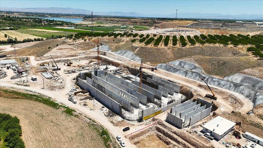 Malatya'da deprem konutlarındaki atık sular arıtılarak tarımsal sulamada kullanılacak