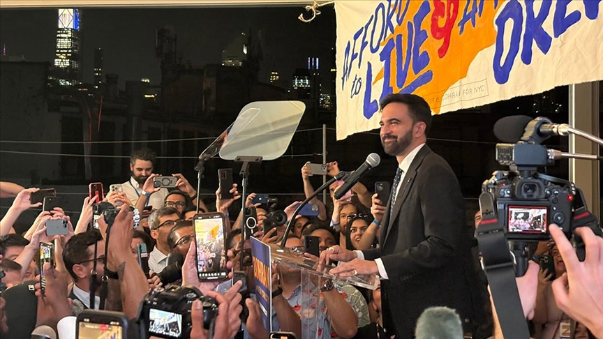 New York'ta Demokrat Parti belediye başkan adayı ön seçiminde Zohran Mamdani birinci oldu