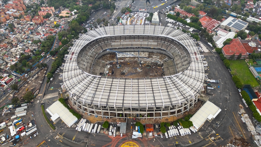 Vazhdon rinovimi i stadiumit "Azteca" në Meksikë për ndeshjen hapëse të Kupës së Botës 2026