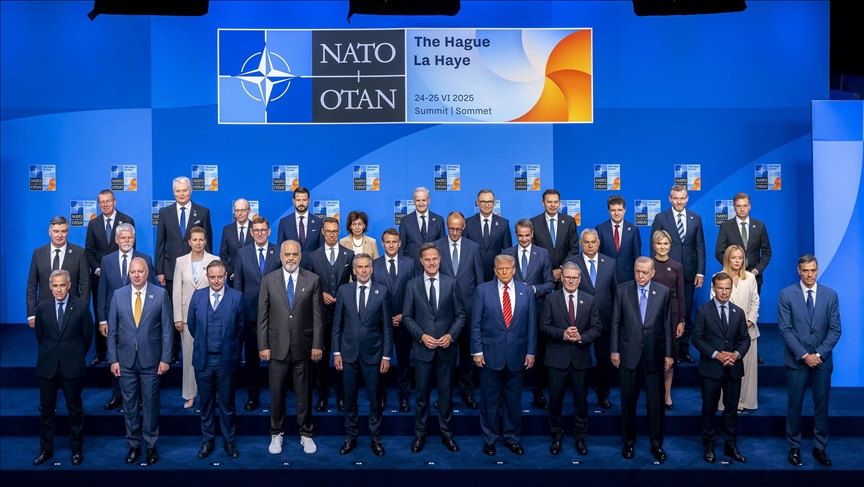 Presidenti Erdoğan merr pjesë në foton familjare në Samitin e liderëve të NATO-s