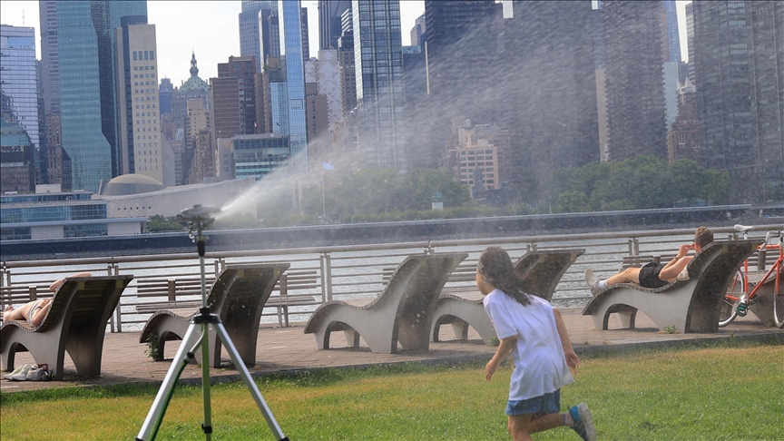 East Coast cities in US break June temperature records in dangerous heat wave