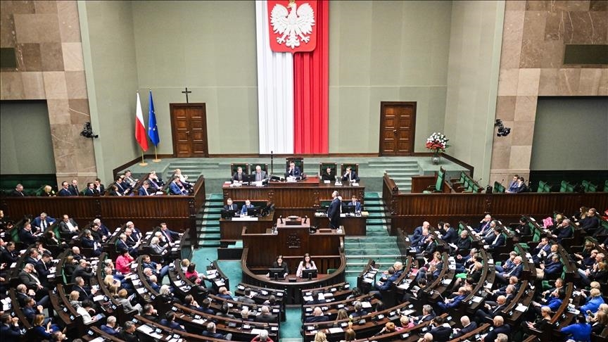 Polish lawmakers vote to withdraw from anti-landmine treaty