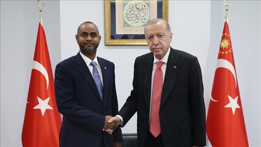 Le président turc Erdogan reçoit le ministre somalien des Ports et des Transports maritimes