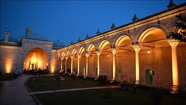 "Gece müzeciliği" konsepti Sultan II. Bayezid Külliyesi Sağlık Müzesi'nde ziyaretçi hareketliliğini artıracak