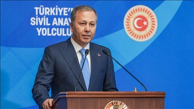 Bakan Yerlikaya: Milletin ruhunu yansıtmayan bir anayasayla demokratikleşme olmaz