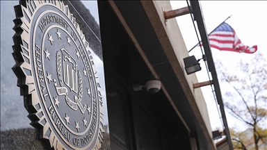 FBI, en çok arananlar listesine aldığı, çete elebaşı olduğu iddia edilen kişi için 3 milyon dolar ödül koydu