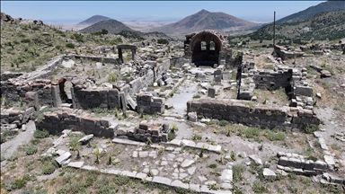 Karaman'da "Binbir Kilise" bölgesinde 15 dini yapı tespit edildi