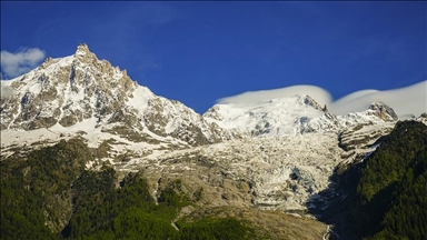 Swiss authorities still working to identify remains found after glacier collapse: Police