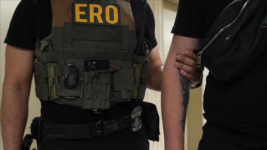 Canadian man dies in ICE custody
