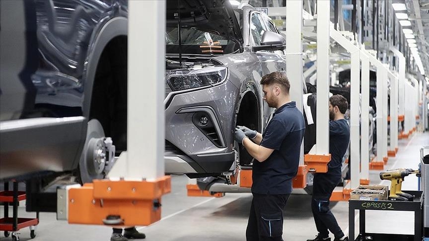Türkiye'de geçen yıl üretimden yapılan sanayi ürünleri satışı 18,8 trilyon lira oldu