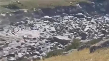 В Кыргызстане из-за прорыва горного озера эвакуировали 950 человек