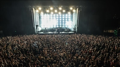 Massive Attack на концерте в Сербии выступила в поддержку Палестины