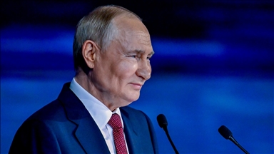 Putin sinjalizon gatishmëri për t’u takuar me Trumpin, e quan atë një “njeri të guximshëm”