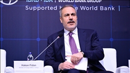 Roli kyç i Turqisë në tregtinë globale theksohet në forumin e transportit në Stamboll