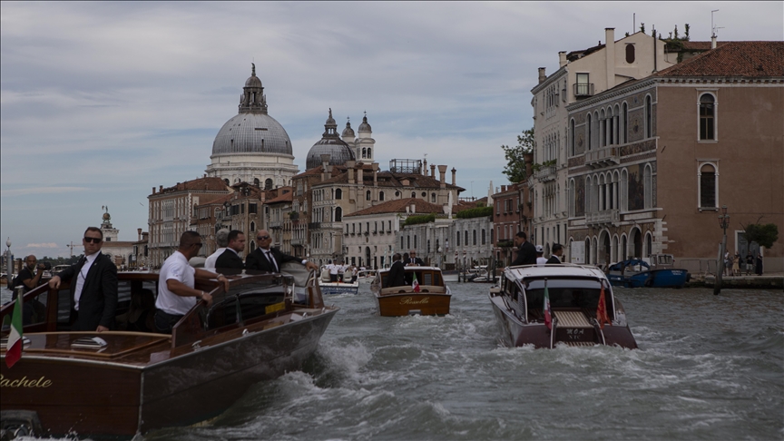 Jeff Bezos, Lauren Sanchez star in ‘wedding of the year’ in Italy