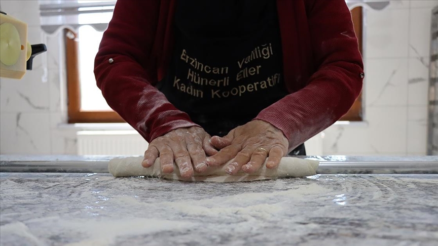 "Hünerli eller"in açtığı Herfene, Erzincan'ın yeni lezzet durağı oldu