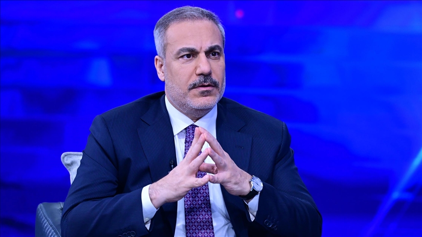 فيدان: تركيا تتابع عن كثب تطورات المنطقة وتشارك فيها كوسيط
