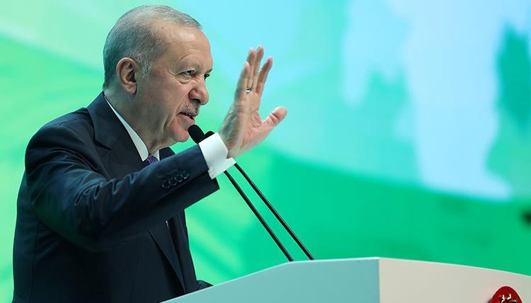 Le président turc Erdogan célèbre le 2234e anniversaire des Forces terrestres turques