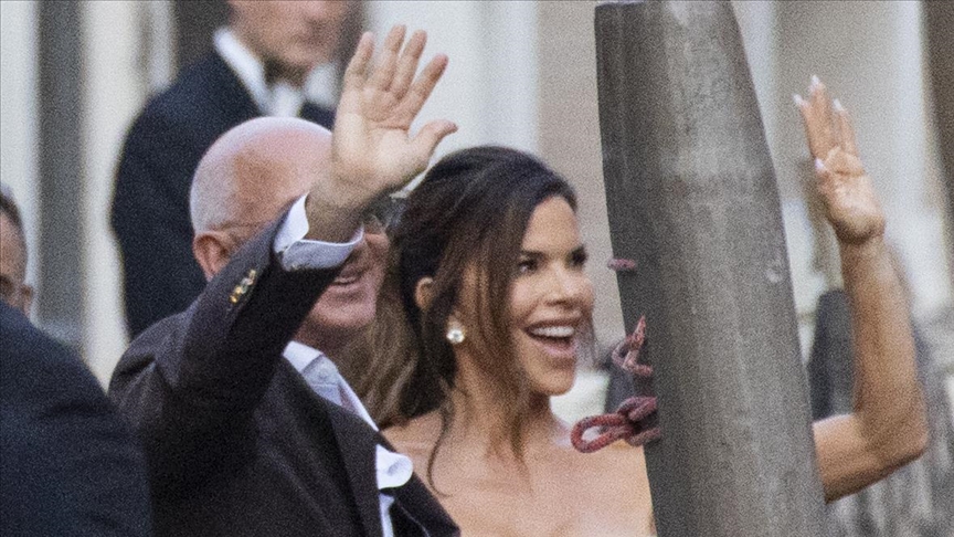 Jeff Bezos, Lauren Sanchez star in ‘wedding of the year’ in Italy