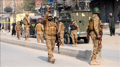 Pakistan : 13 soldats tués dans un attentat-suicide près de la frontière afghane