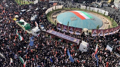 Thousands attend funeral for victims of Israeli airstrikes in Tehran