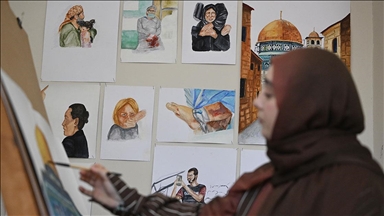 Düzceli üniversite öğrencisi, Filistinlilerin acılarını ve umutlarını tuvaline taşıyor